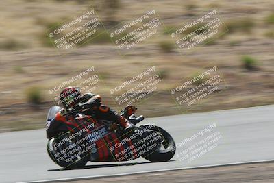 media/Apr-20-2025-AHRMA (Sun) [[393a79c373]]/Race/Group 10/Turn 4b/